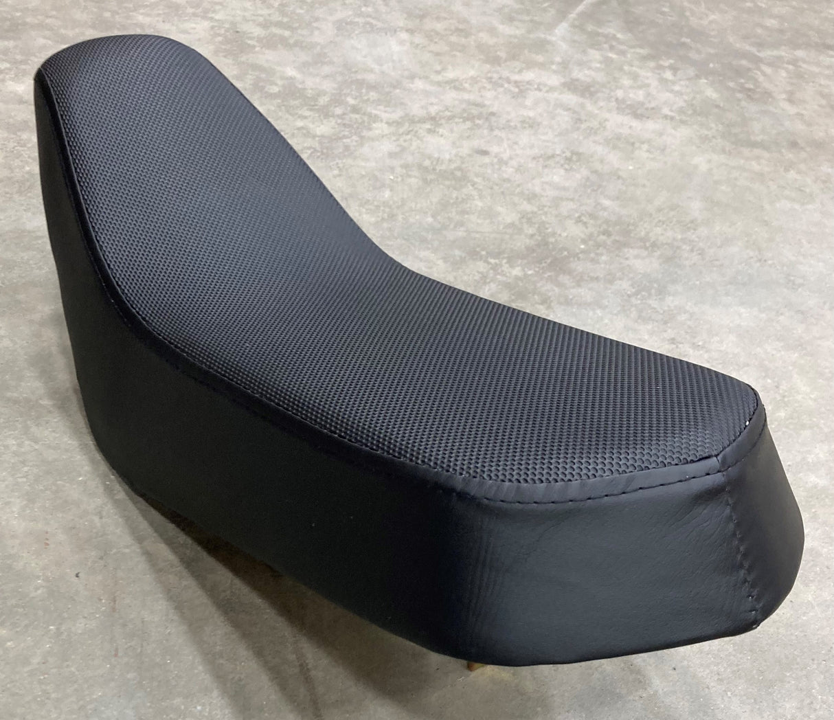 Seat 22 Inch ATV - Apollo Blazer 9 ATV