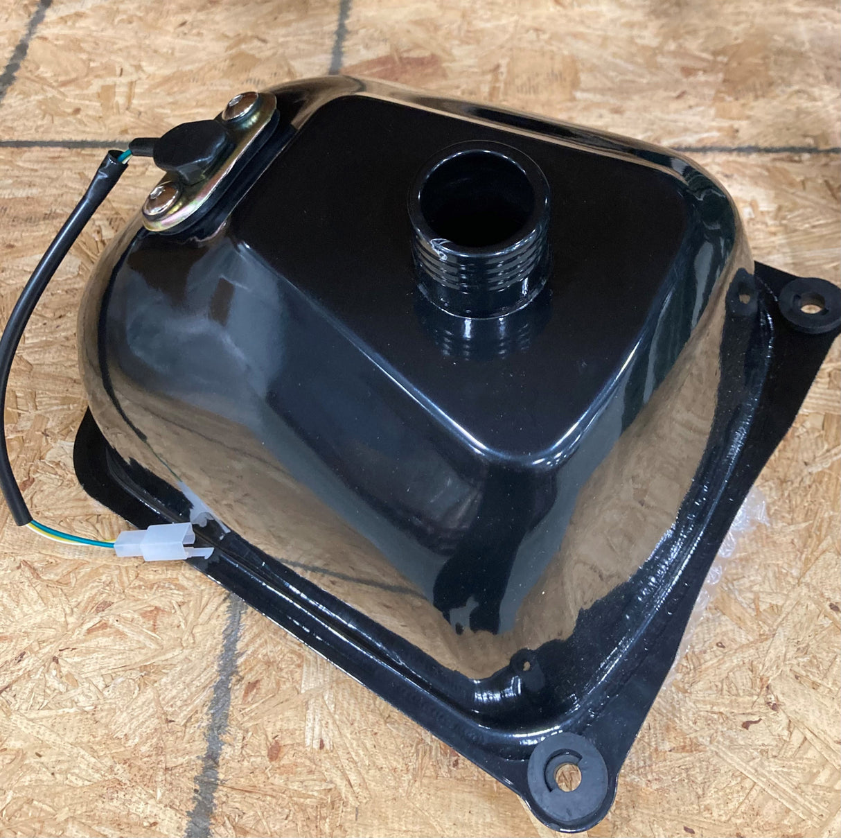 Gas Tank - ATV - Metal - Apollo Commander 200
